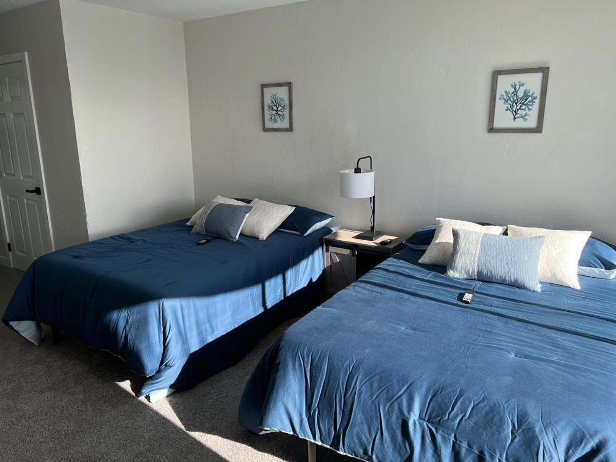 Aparthotel Stunning Views Location In 2br Modern