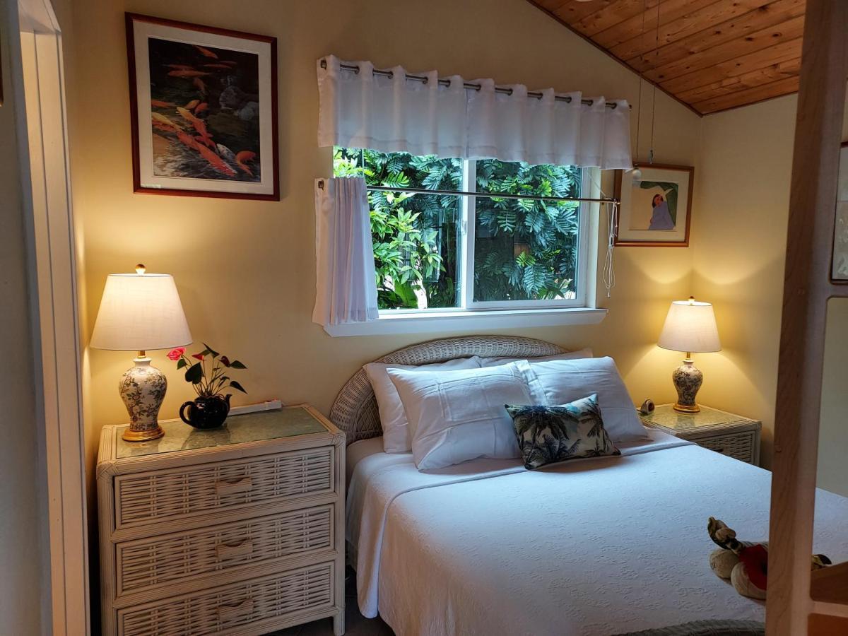 Paradise At Anthurium Hale Hilo