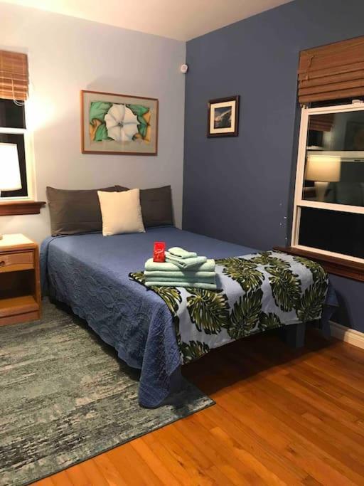 Hawaii Tropical Volcano Mansion + Sauna *
