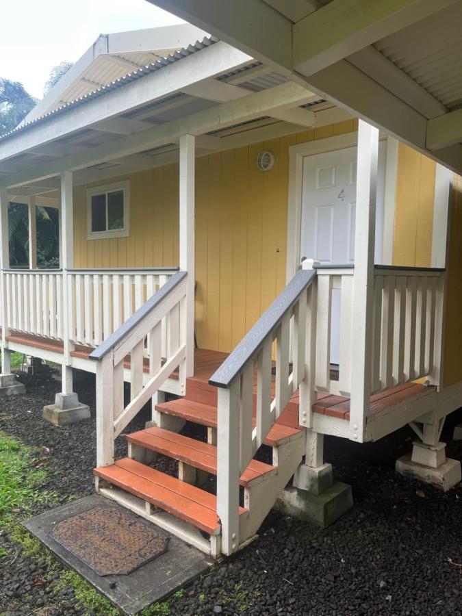Aaron's Hilo