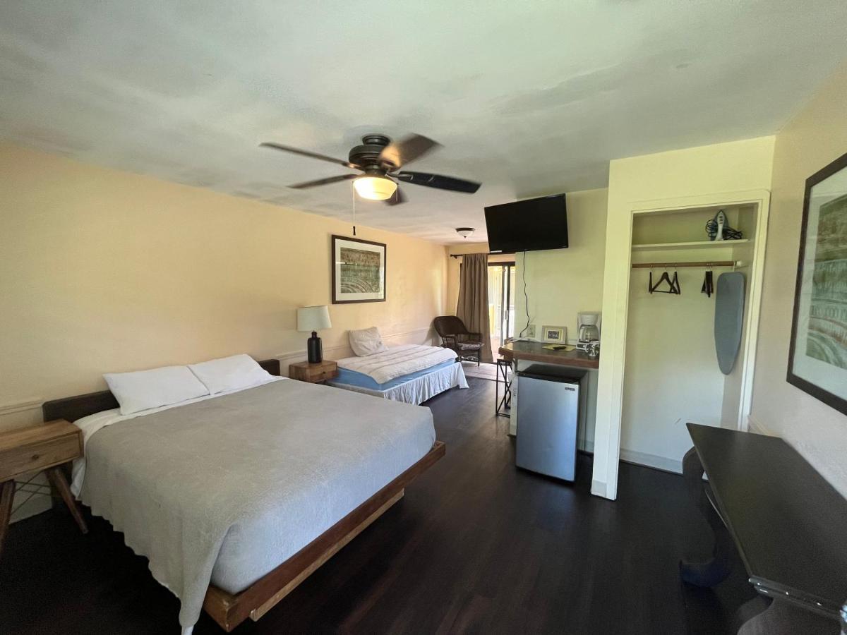 Aaron's Hotel