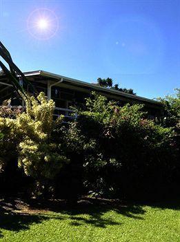 Hale Kawehi Guest house Hilo