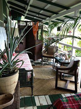 Hale Kawehi Guest house
