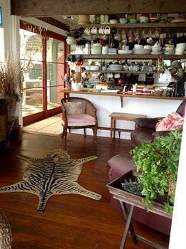 Hale Kawehi Guest house 3*
