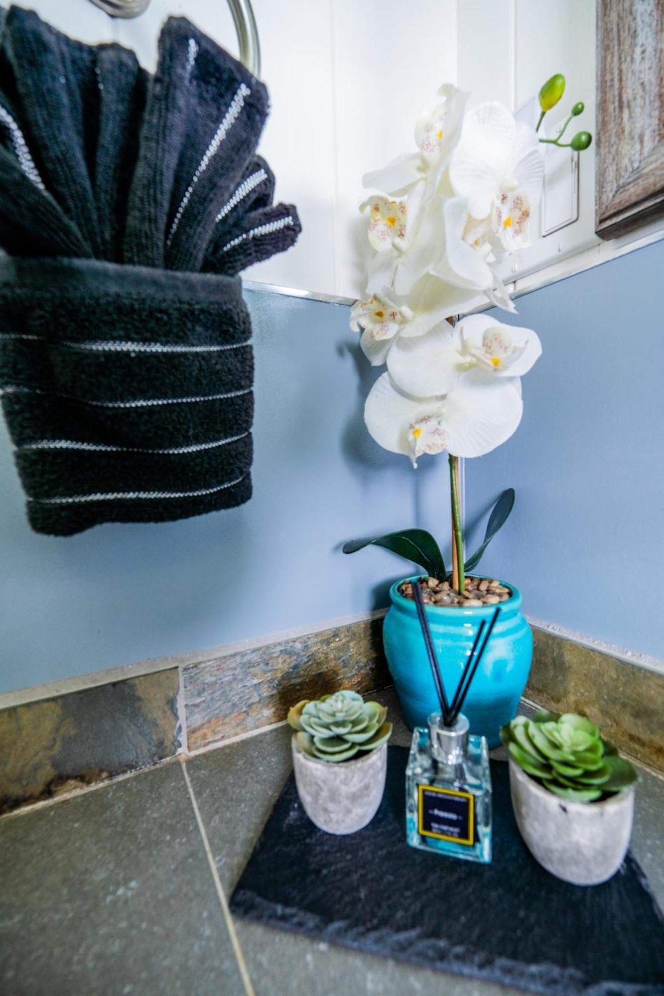 Guest house Hale Leilani - 3br Cold Ac *