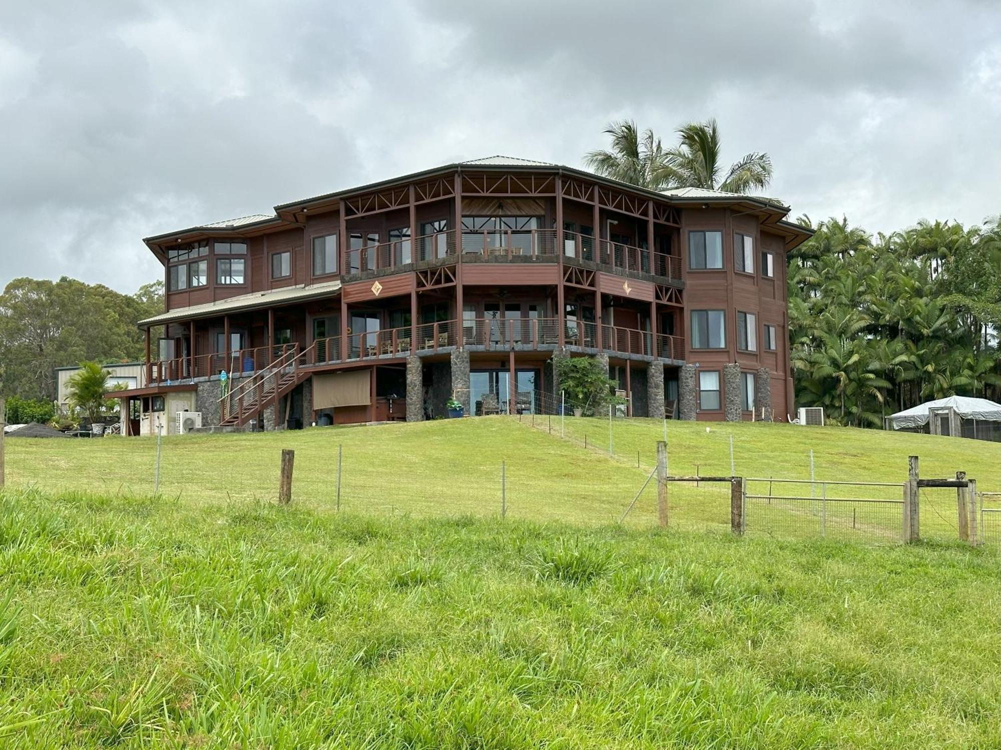 Magic Skies Bed & Breakfast *