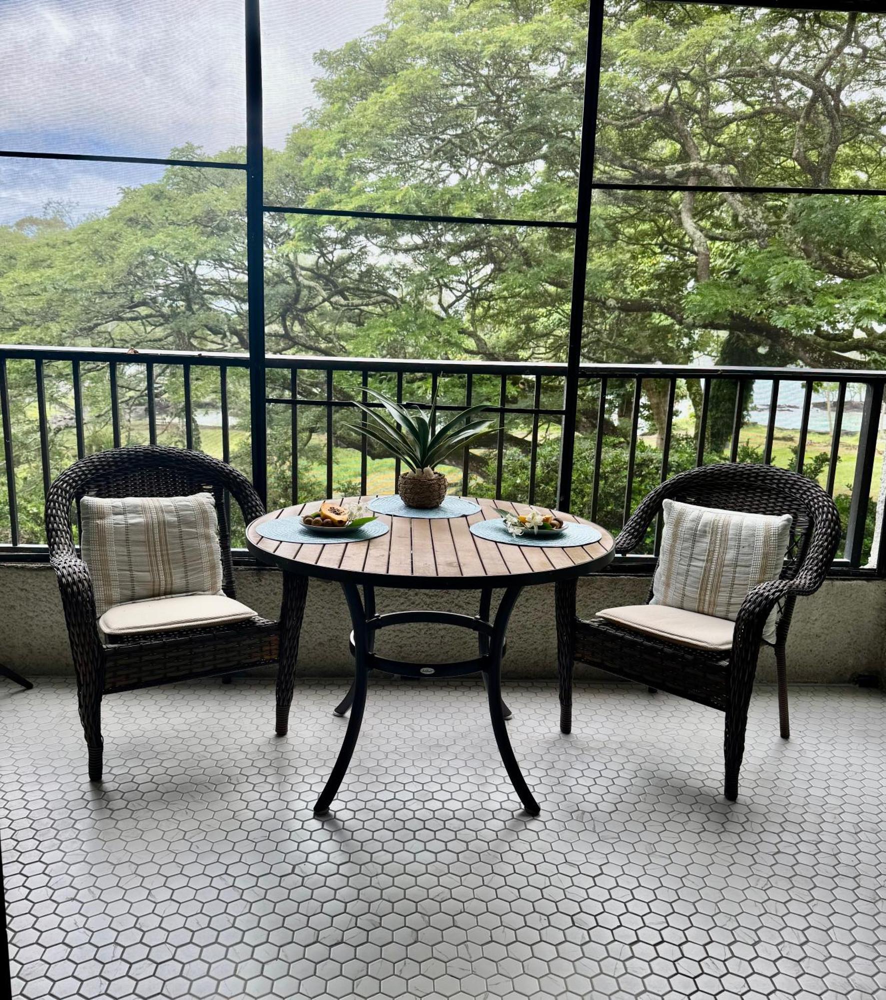 Ocean View Mauna Loa Shores Kai Ekahi #201 Next To Carlsmith Park Hi * Hilo