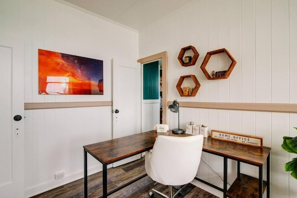New - Hula House Wac- 3br- Town * Hilo