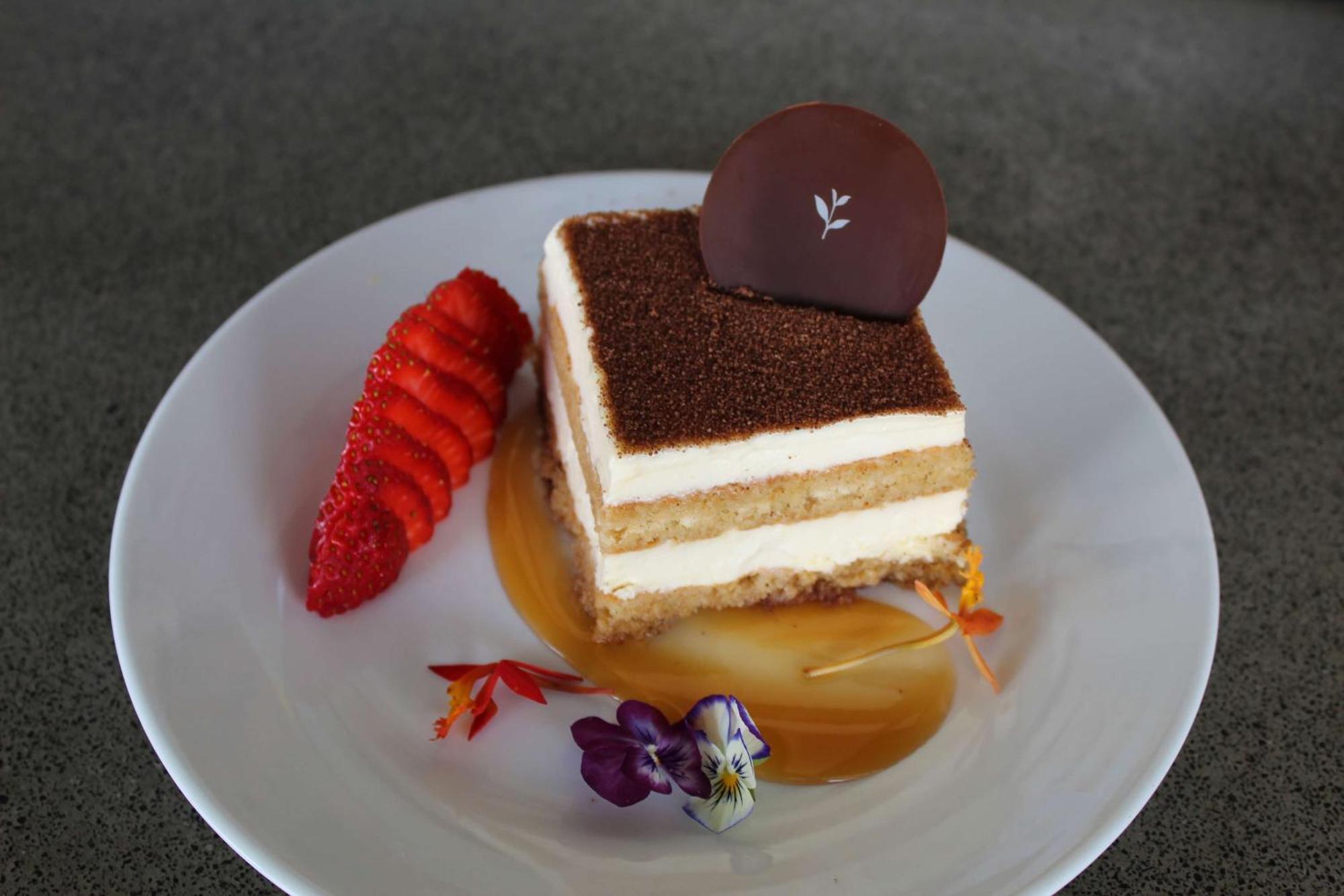 Grand Naniloa Hotel, A Doubletree By Hilton 4*