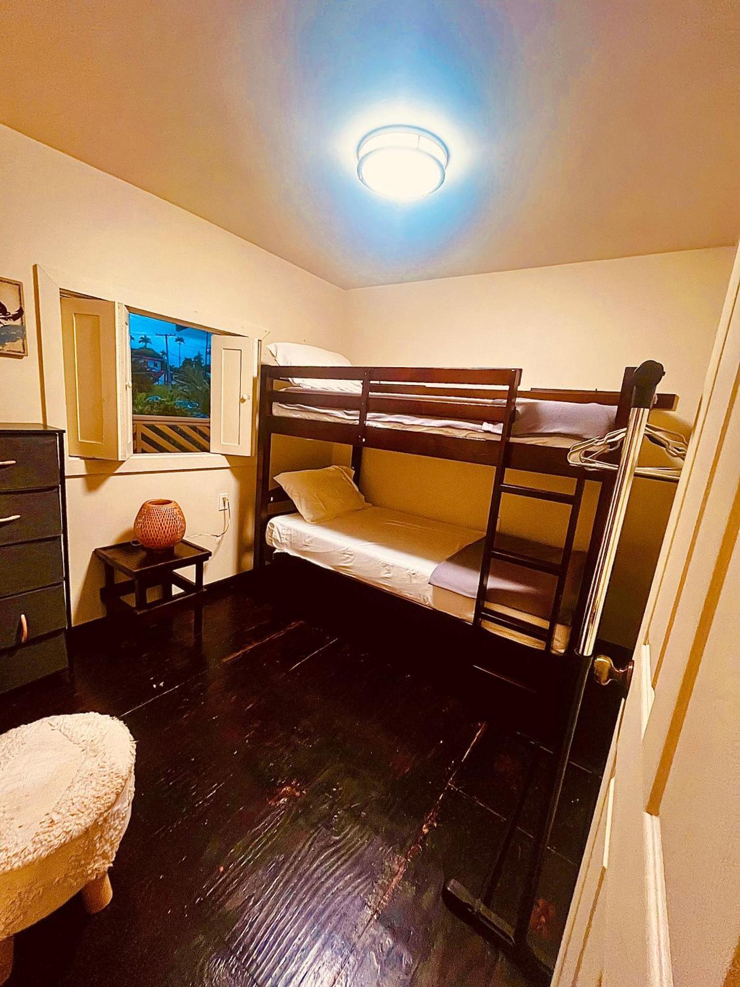Wild Ginger Hotel Hilo