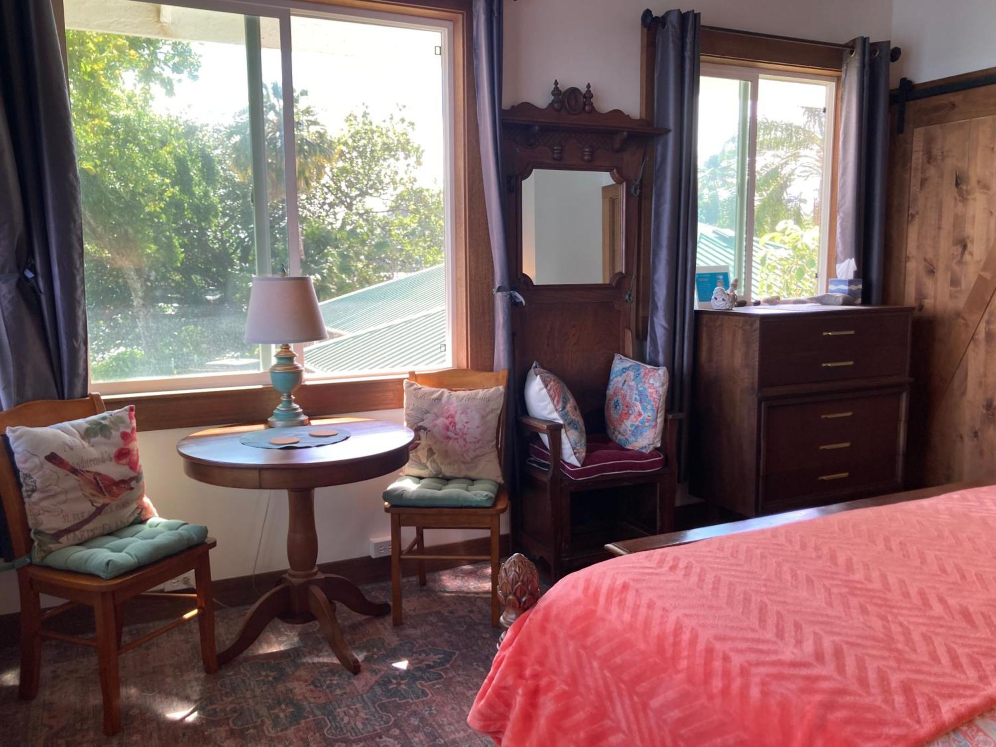Bay Oceanfront 3* Hilo