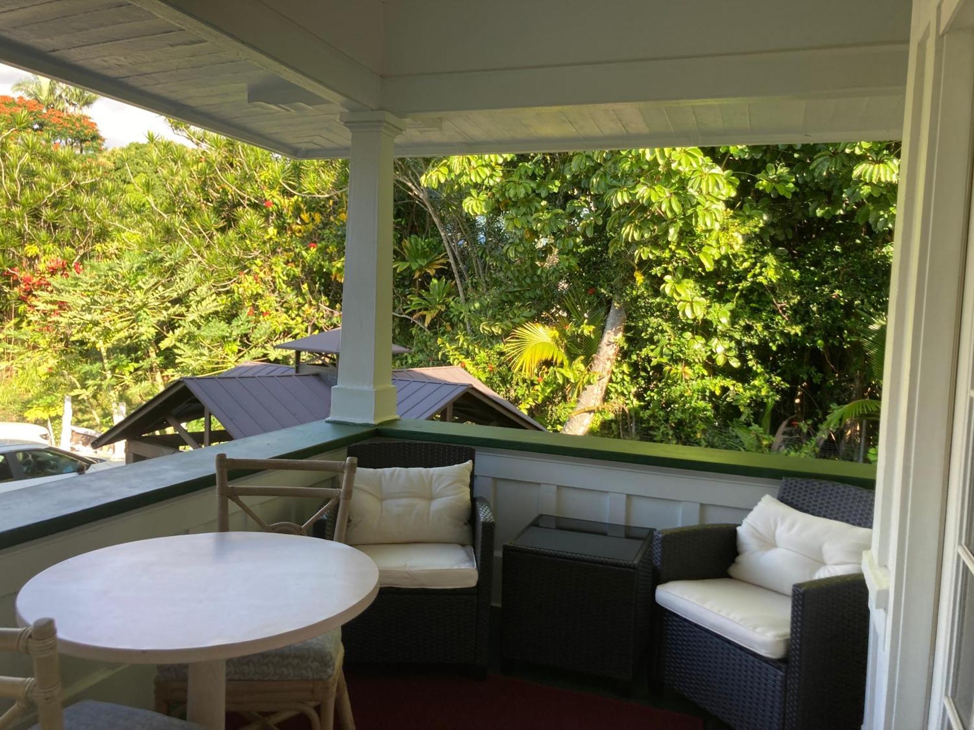 Bed & Breakfast Bay Oceanfront 3*