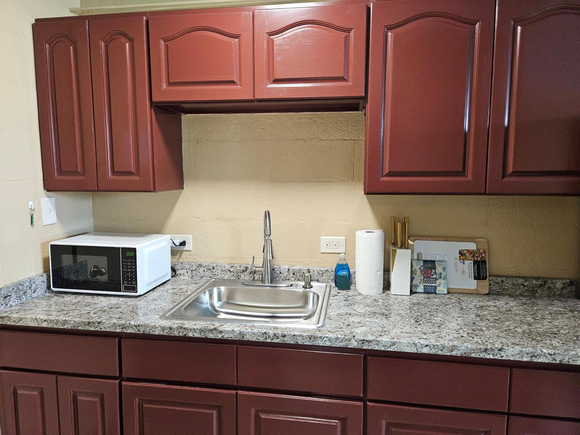 Yonegan Plumeria Apartment *