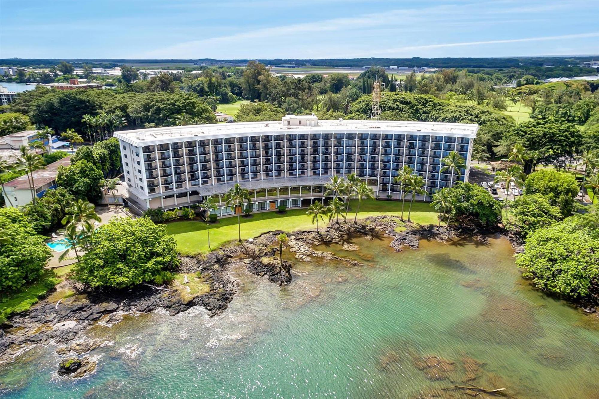 Hotel Hawaiian Hotel, Trademark Collection By Wyndham 4*