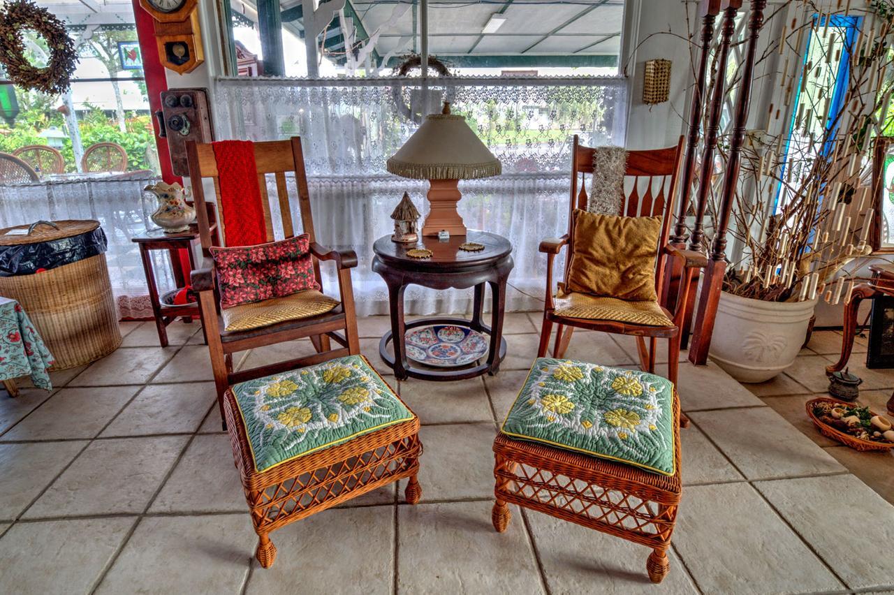 Guest house Hale Kawehi 3*