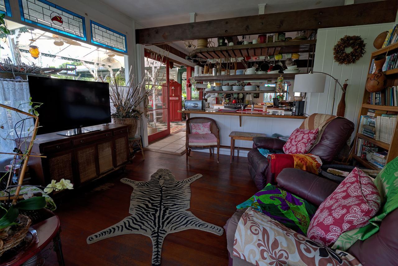 Hale Kawehi Guest house 3*