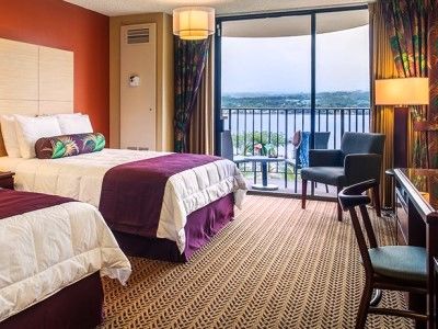 Castle Hawaiian Hotel
