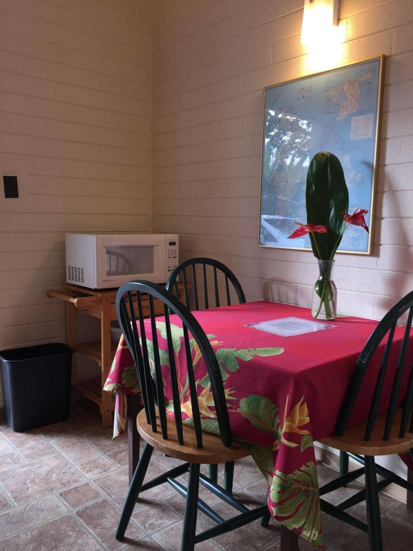 Hotel Dolphin Bay Hilo