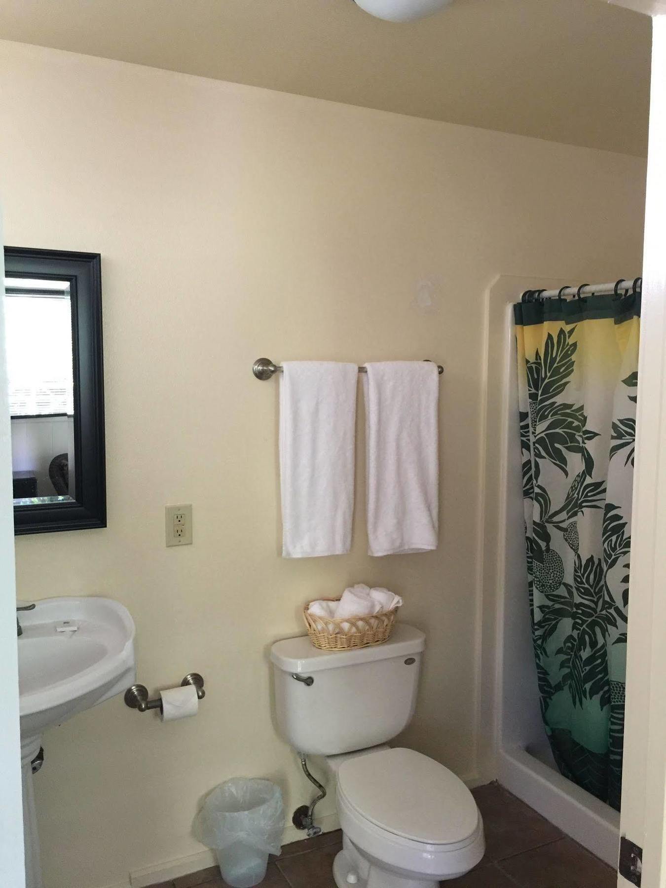 Aaron's Bed & Breakfast