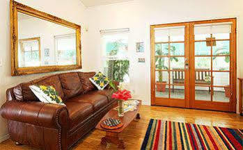 The Bay House Bed & Breakfast 3*