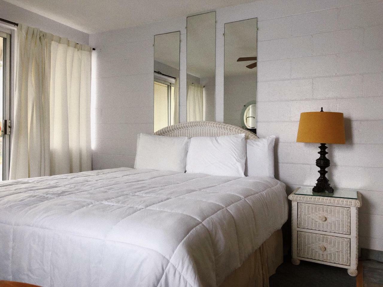Hotel Reeds Bay 3*