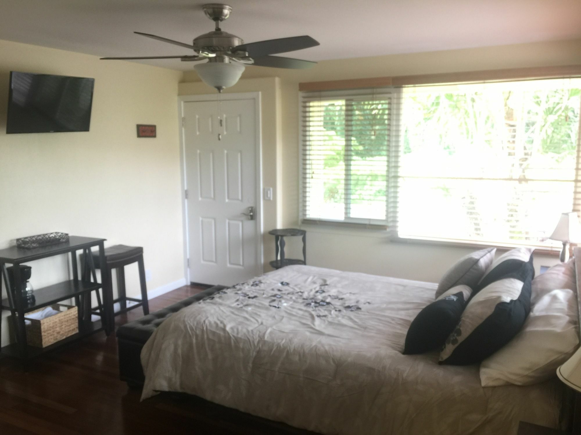 Aaron's Bed & Breakfast Hilo
