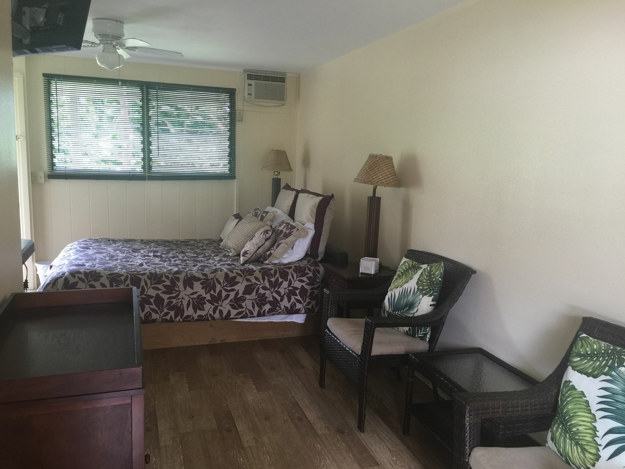 Aaron's Bed & Breakfast