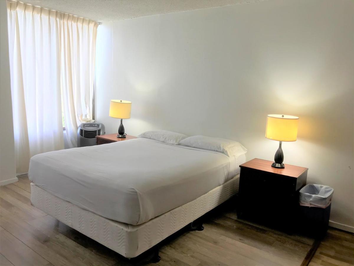 Aparthotel Bay 2*